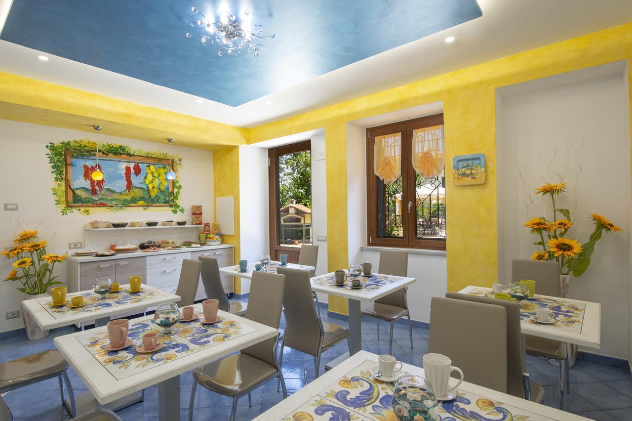 B&B Il Girasole Аджерола Экстерьер фото