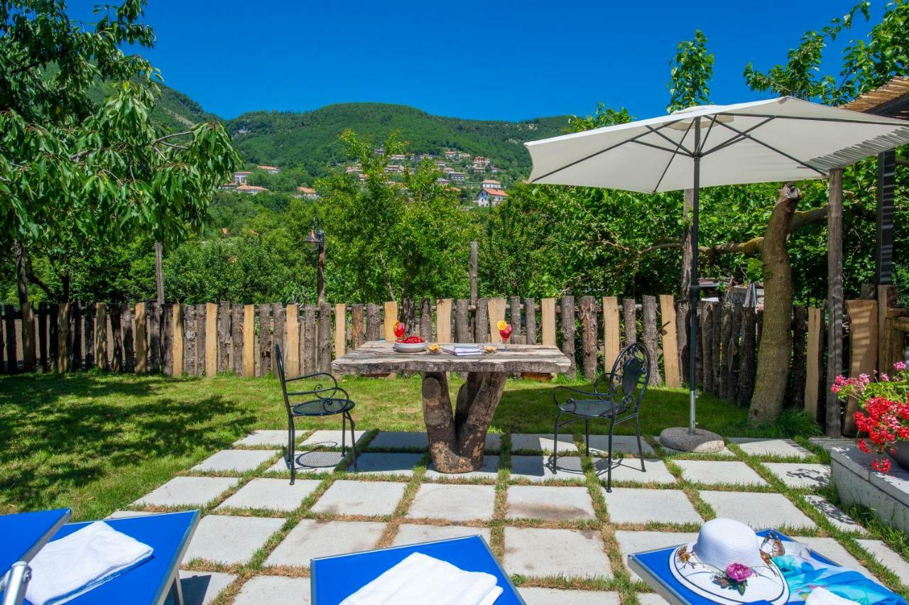 B&B Il Girasole Аджерола Экстерьер фото