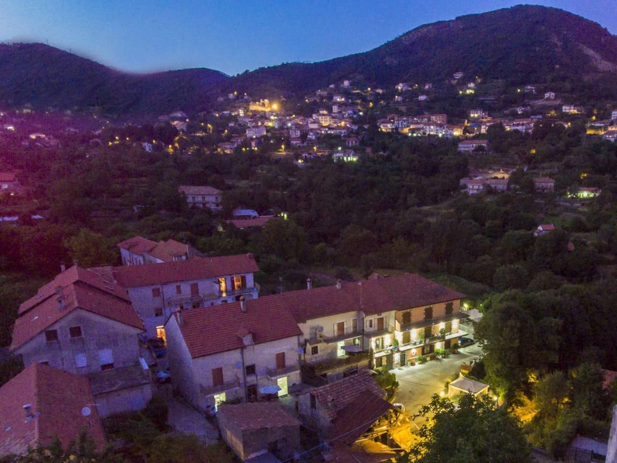 B&B Il Girasole Аджерола Экстерьер фото